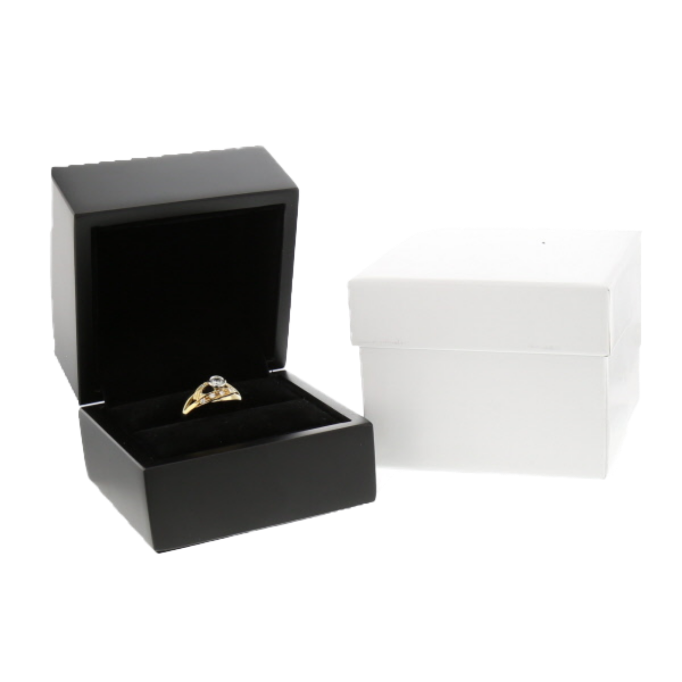 BAGUE_OR_JAUNE_ET_DIAMANTS image