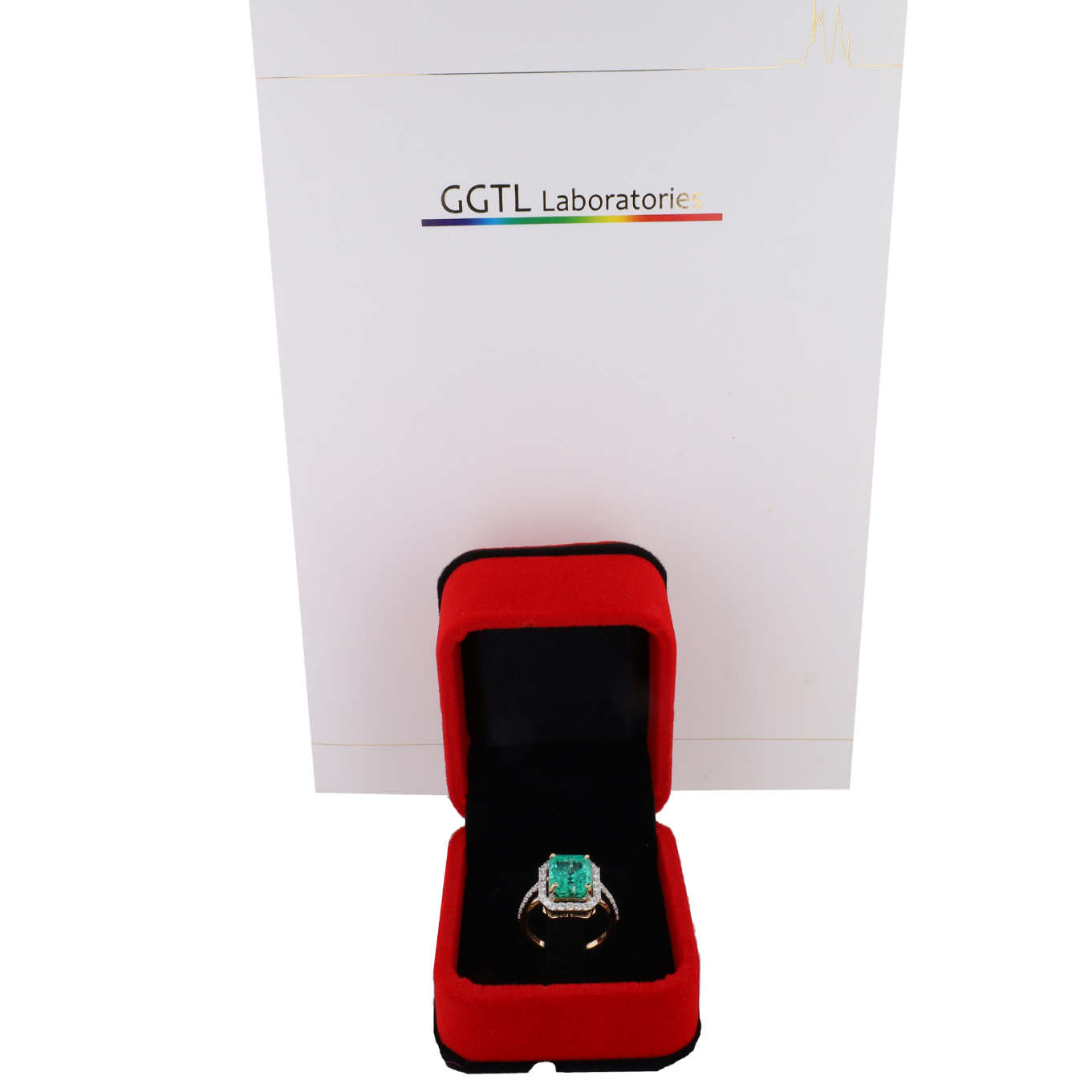 BAGUE_OR_JAUNE_EMERAUDE_ET_DIAMANTS image