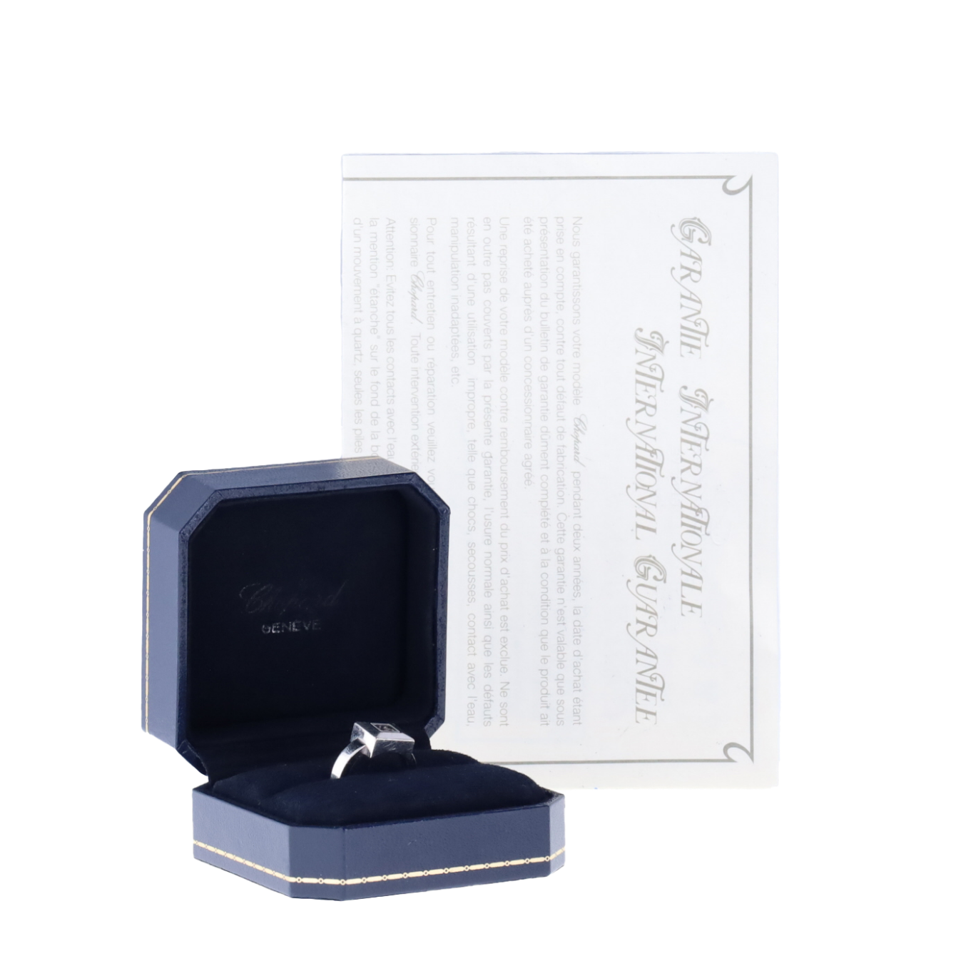 BAGUE_CHOPARD_HAPPY_DIAMONDS_EN_OR_GRIS image