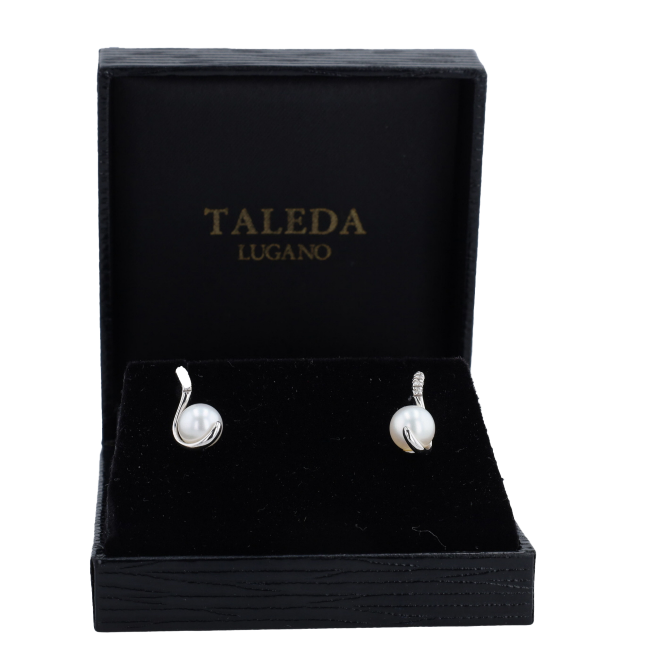 BOUCLES_D'OREILLES_PERLES_ET_DIAMANTS image