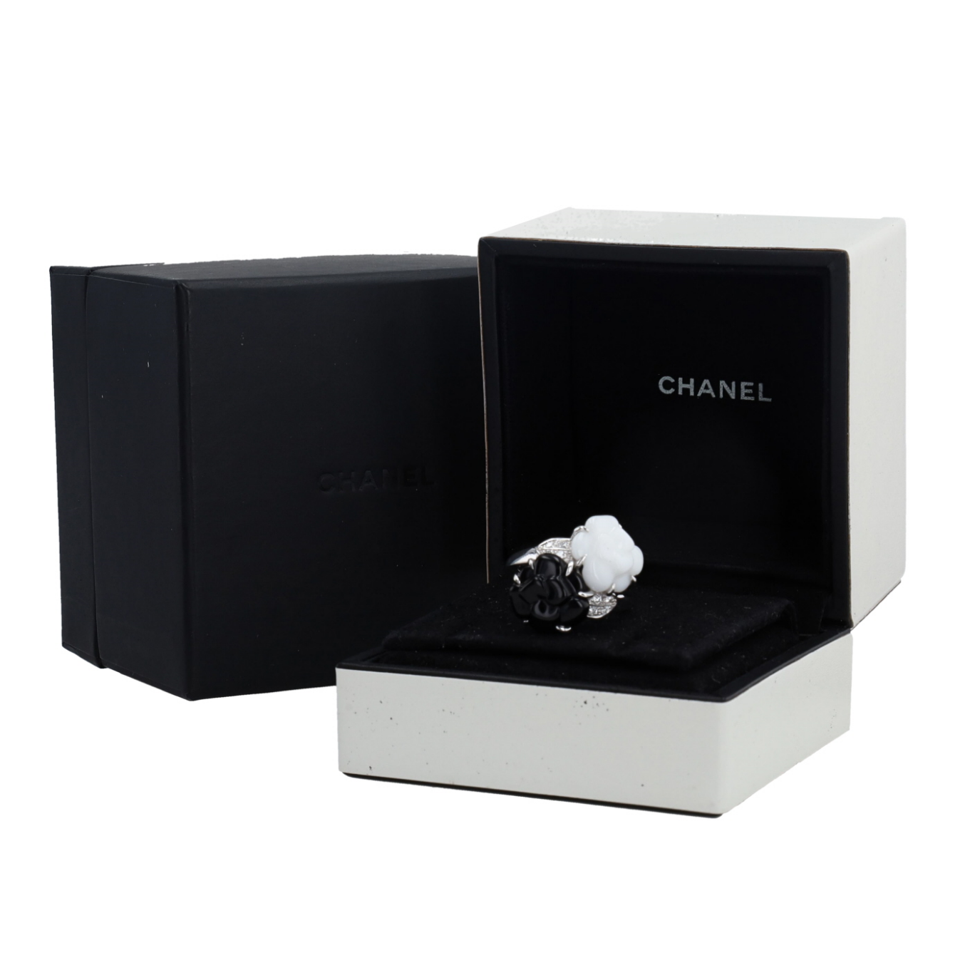 BAGUE_CHANEL_DUO_DE_CAMELIA_ONYX_ET_AGATE image