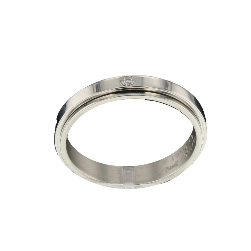 ALLIANCE_PIAGET_POSSESSION_EN_PLATINE_ET_DIAMANT image