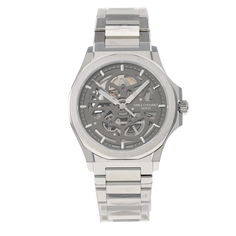 EMILE_CHOURIET_CHALLENGER_CLIFF_GREY_SKELETON image