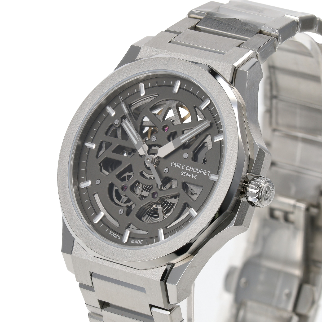 EMILE_CHOURIET_CHALLENGER_CLIFF_GREY_SKELETON image
