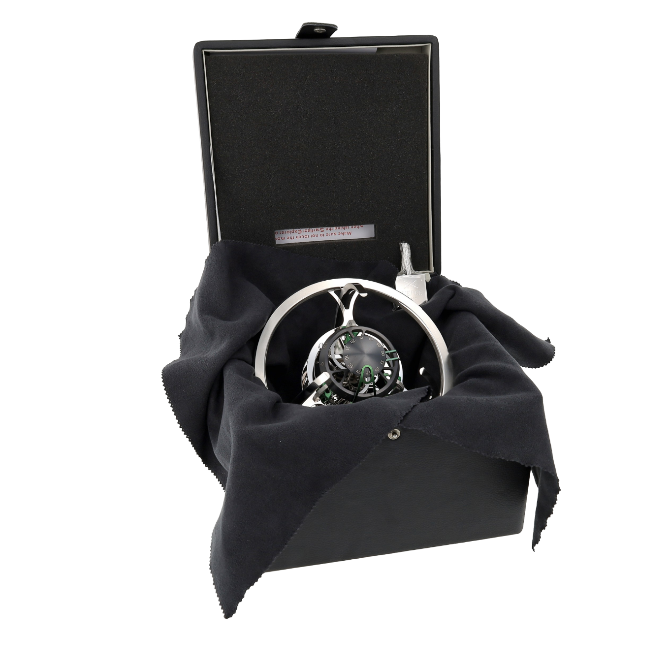 MB&F_STARFLEET_EXPLORER_GREEN image