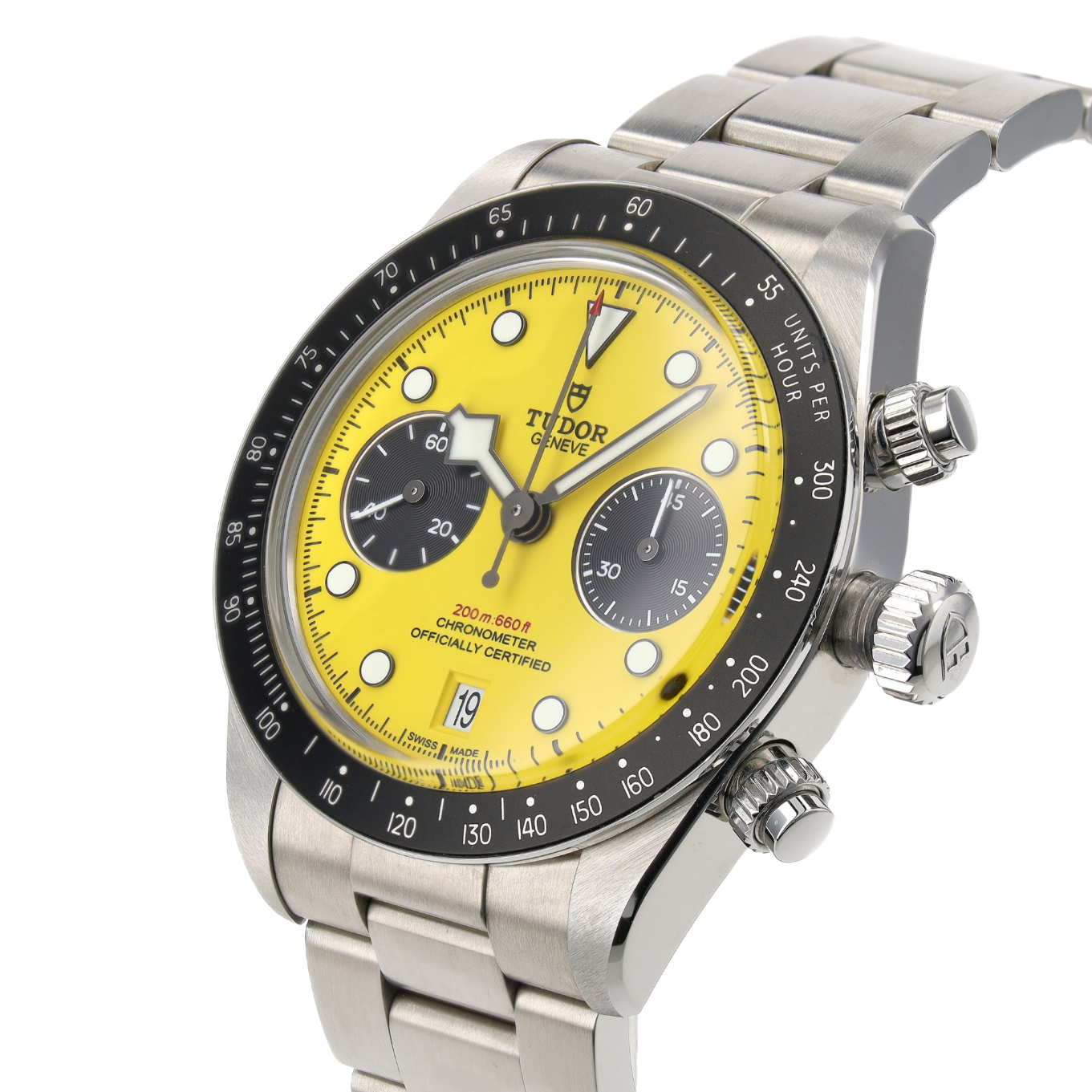 TUDOR_BLACK_BAY_CHRONO__BUMBLEBEE image